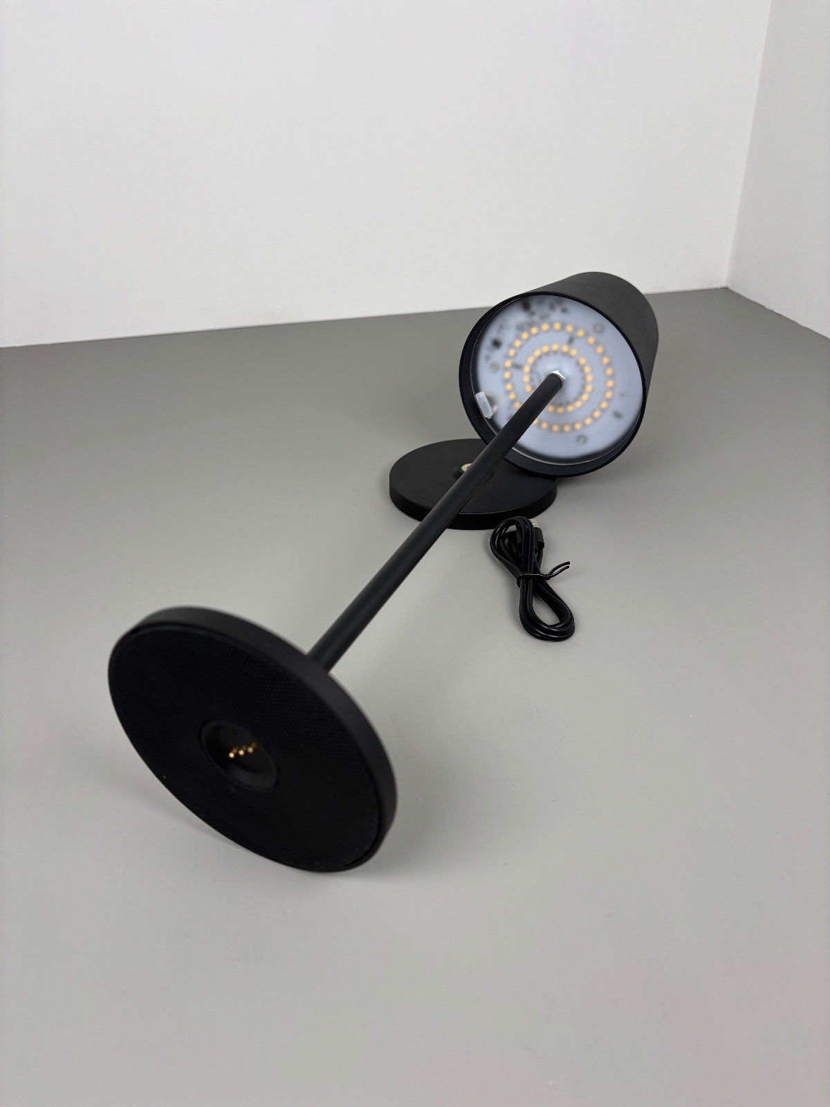 LED-Tischleuchte, schwarz, Akku, dimmbar, classic