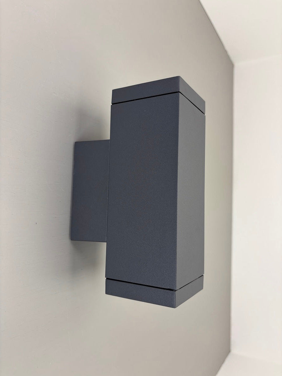 Außenwandleuchte, grau, 2flg., GU10, IP54