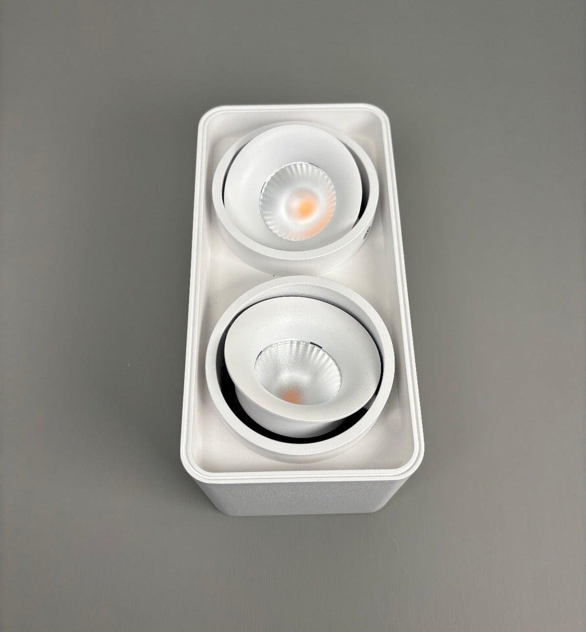 LED-Deckenstrahler, weiß, 2flg. 16W, beweglich